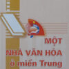 Books06_07_2010_motnhavanhoaomientrung-1.jpg