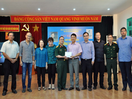 News03_07_2017_gia Dinh Chup Anh Luu Niem---anh Nho.jpg